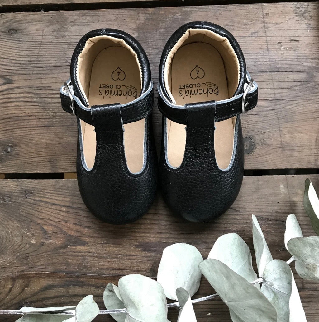 Mole Traditional T-Bar Shoes