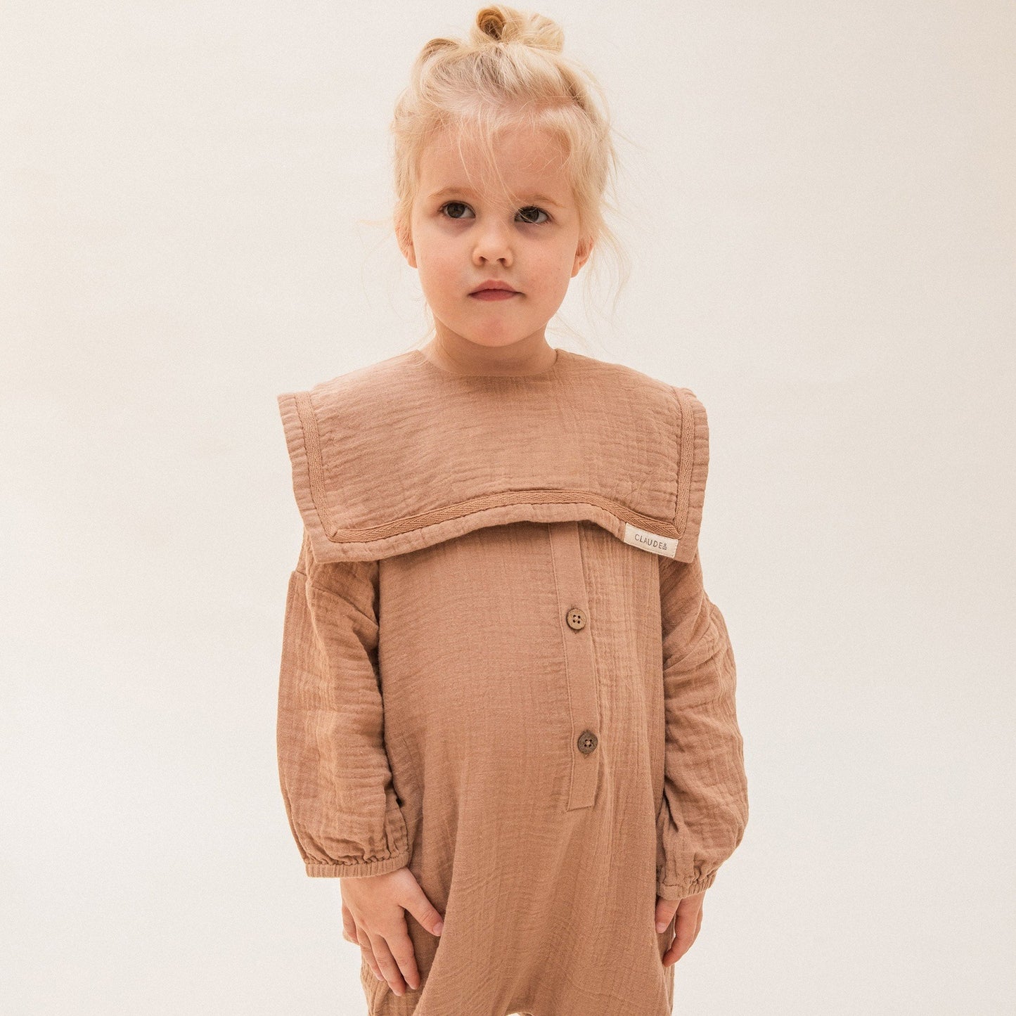 Claude & Co jumpsuit with collar in fawn, Children’s Clothing, baby clothing, children’s jumpsuit, sustainable children and baby clothes, Nottinghamshire stockist, modern kids shop, children’s summer clothing