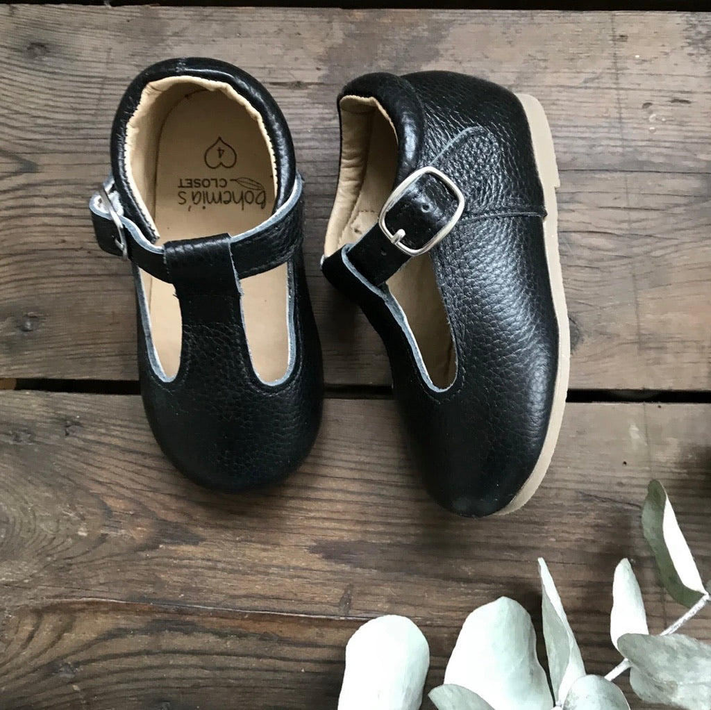 Mole Traditional T-Bar Shoes