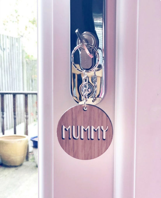 Load image into Gallery viewer, Wooden Family Key Ring KeepSake | Mummy, Daddy Grandparent, Personalised Key Ring, Family Keyring, Family Key Chain, Modern Kids Shop, Nottingham Children’s Store
