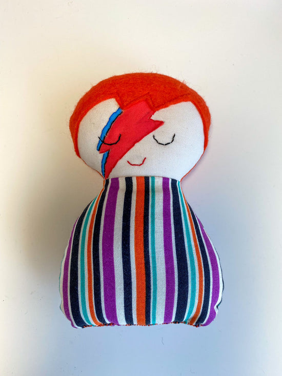 Little People Big Dreams, David Bowie, Book & Doll Gift Set, Children’s book, hardback book, David Bowie Book, David Bowie Doll, Nottinghamshire Stockist, educational books, sustainable gifts 