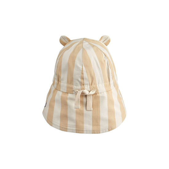 The Liewood Gorm reversible sun hat is available from midlands based children’s store Alf & Co