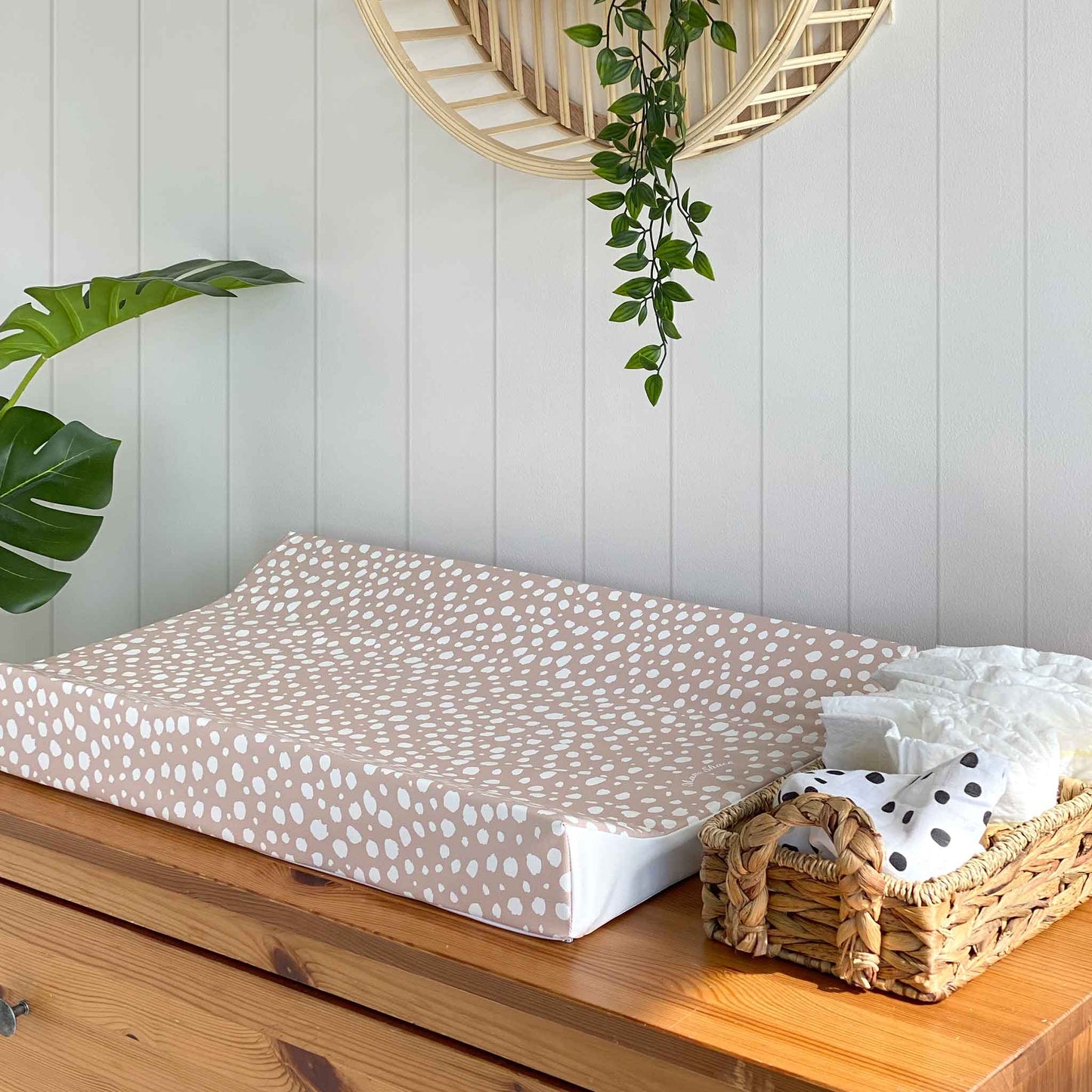 Load image into Gallery viewer, Mama Shack Anti Roll Changing Mat by Mama Shack in the Spotty Rose Print is a lovely addition to any nursery 
