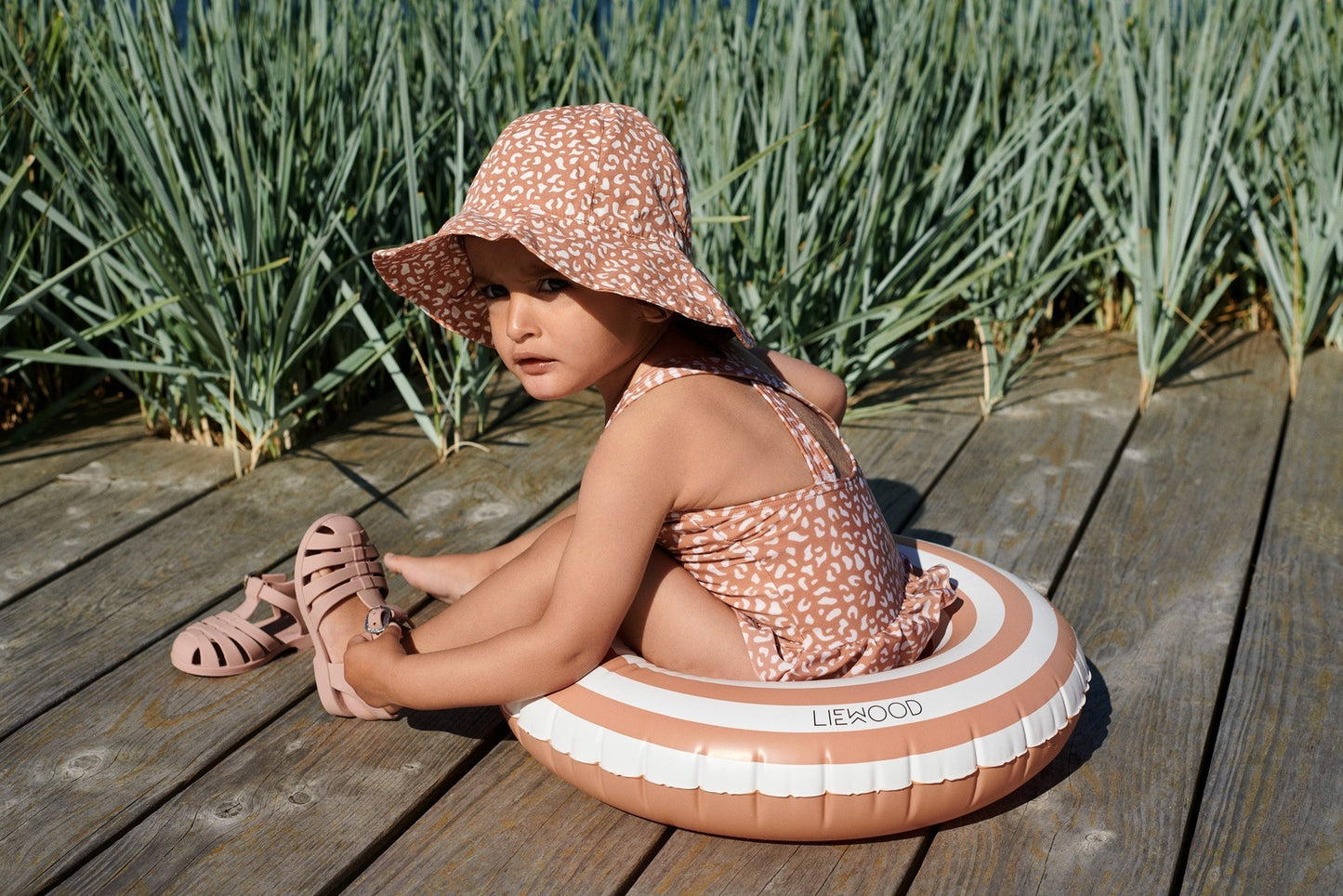 Load image into Gallery viewer, Liewood Kids Bre Sandals in Rose, Summer Sandals, Jelly Shoes, Beach Sandals, Nottingham Kids Shop, Liewood Stockist, Liewood Jelly Sandals 
